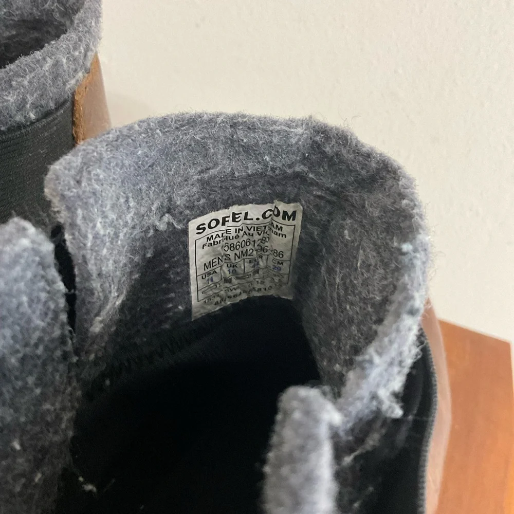 Sorel Men’s Size 11 Paxson Chukka Waterproof Boots Leather